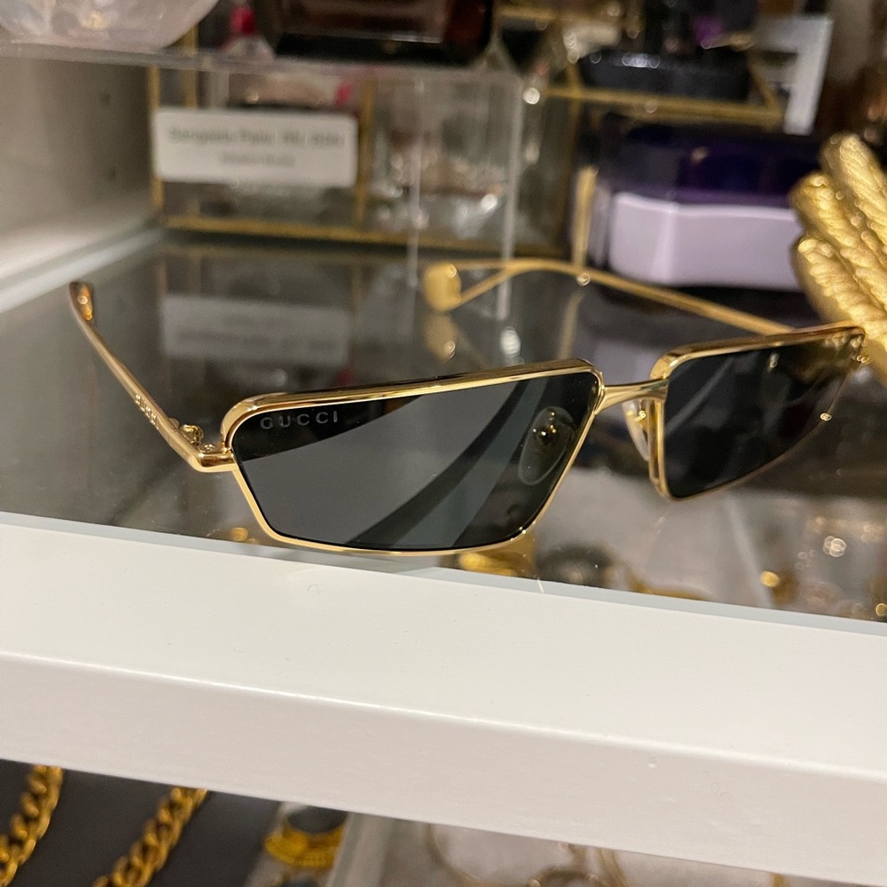 New Gucci GG0537S